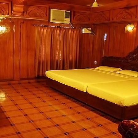 Hotel Sagar Kambam Zewnętrze zdjęcie